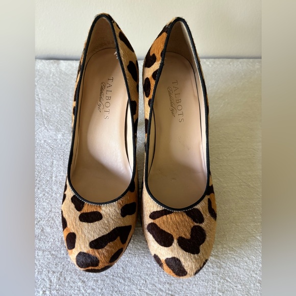 Talbot size 7 1/2 heel in leopard print - Picture 3 of 8